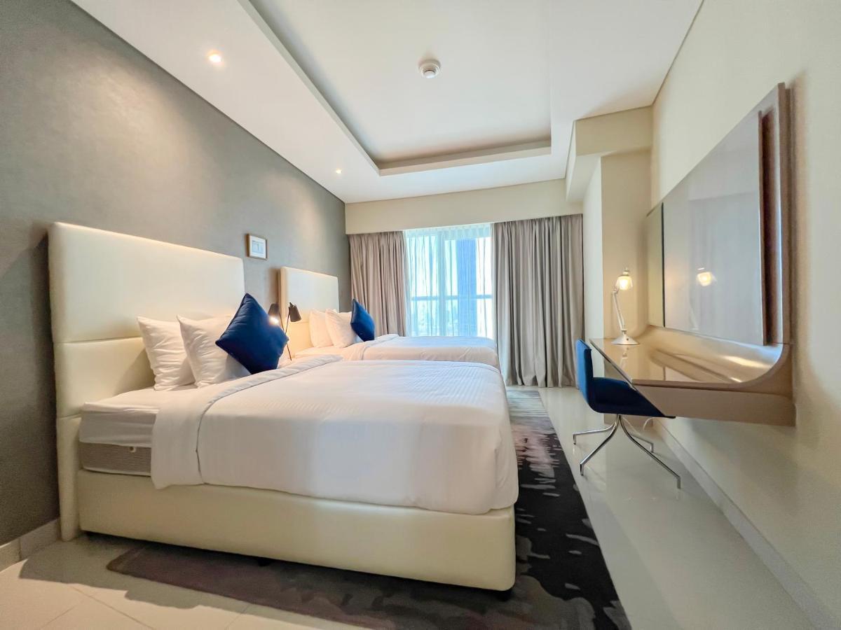 Luton - Damac Paramount 2br High Floor, Business Bay, 61ab06 Dubai