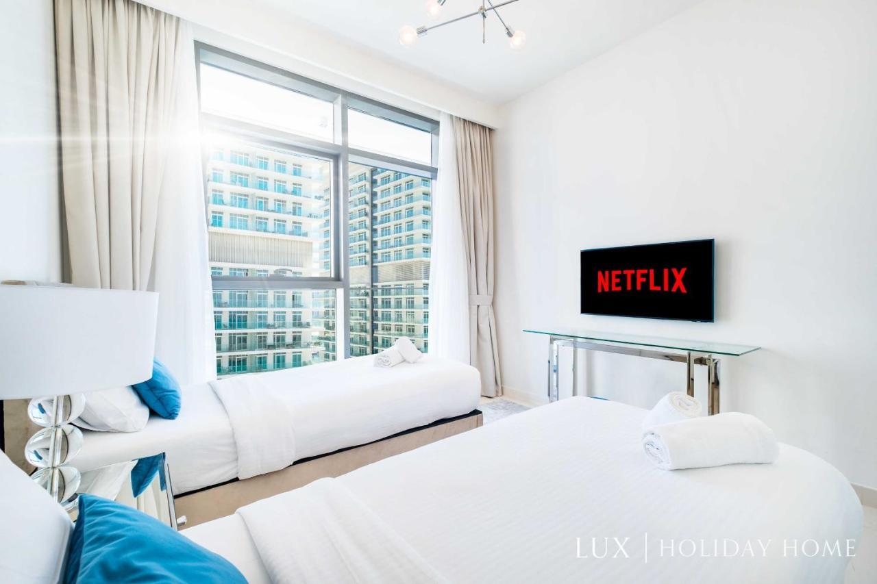 Lux - The Luxury Sunspot Beach