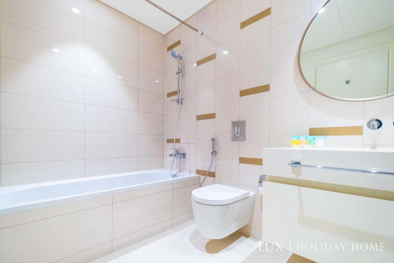 Lux - The Luxury Sunspot Beach