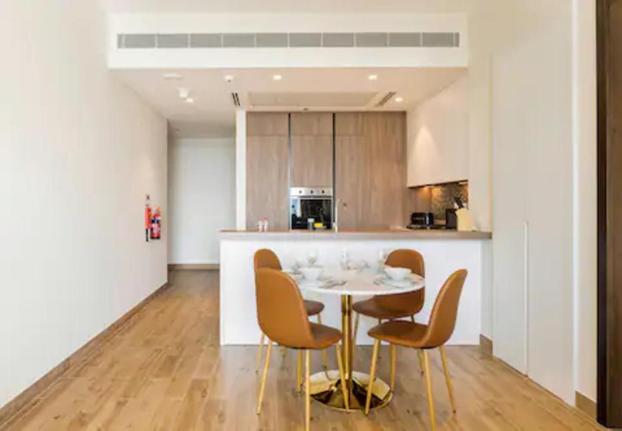 Mesmerizing 1br Full Marina View At Marina Gate
