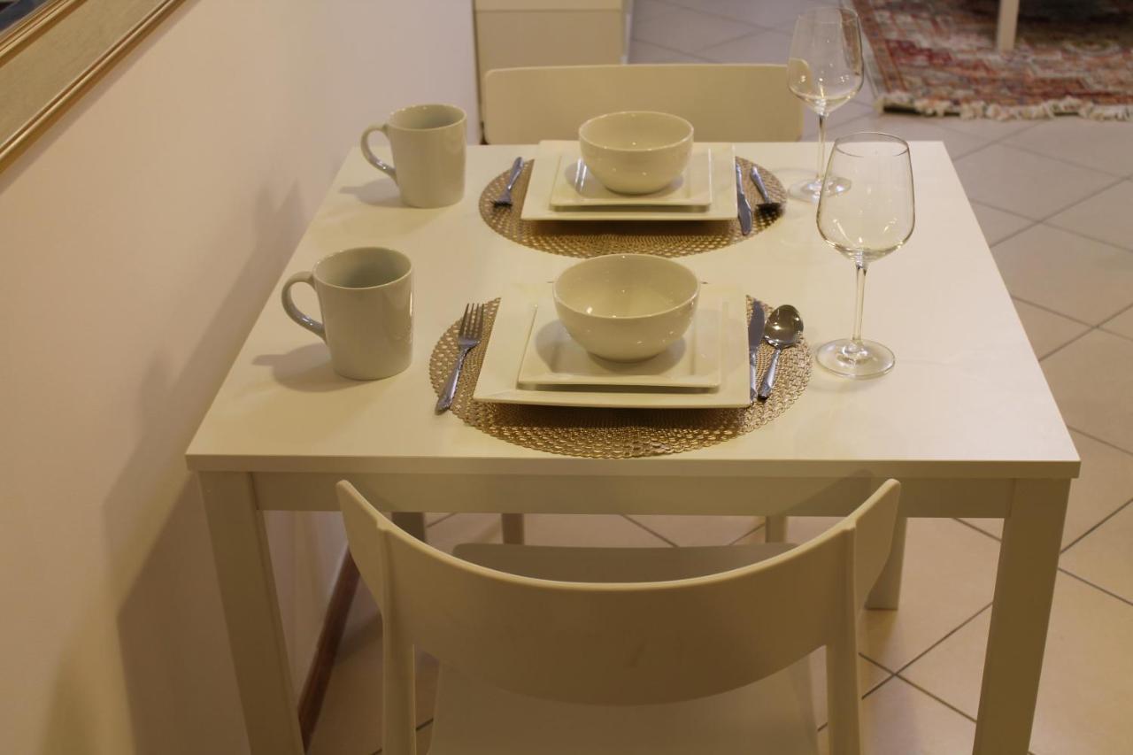 Spacious In Marina Close To Metro And Apartment *