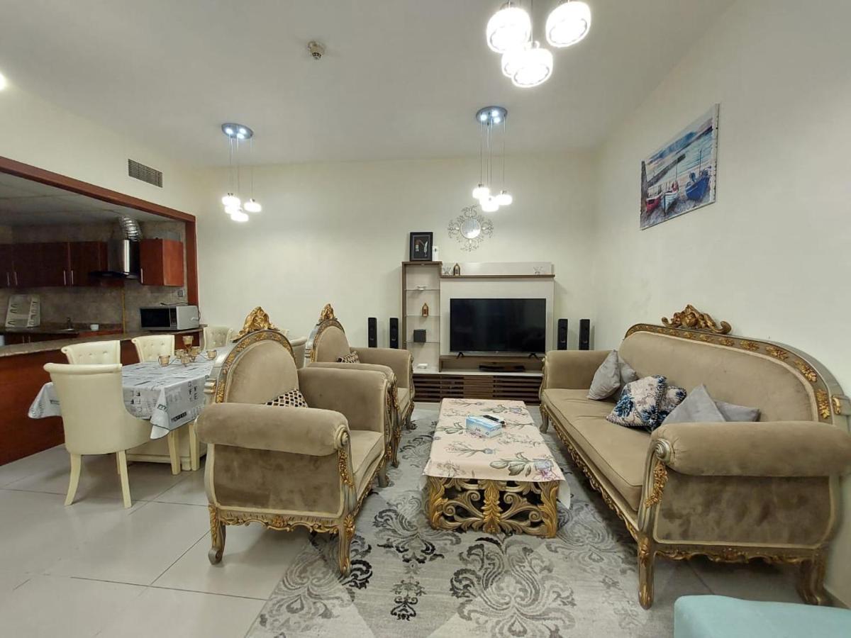 Apartment A Perfect Staycation For Tourists And Travelers' Dubai