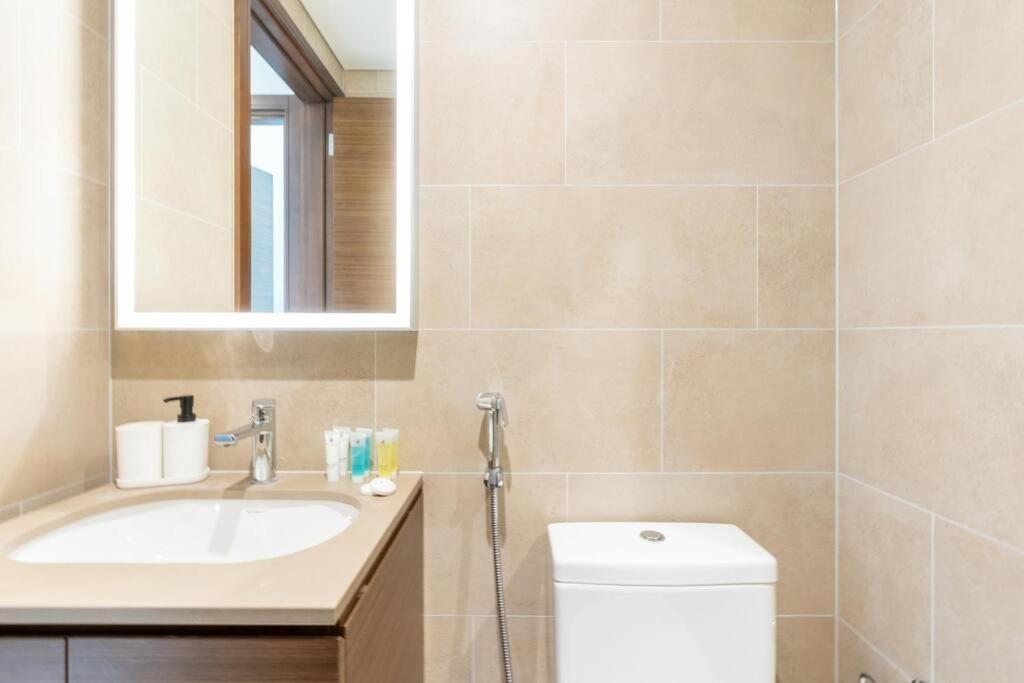Cozy 1bdr 10' From Burj Khalifa Dubai