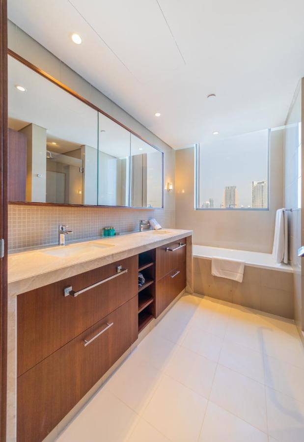 Eden's Homes & - Boulevard Point Dubai