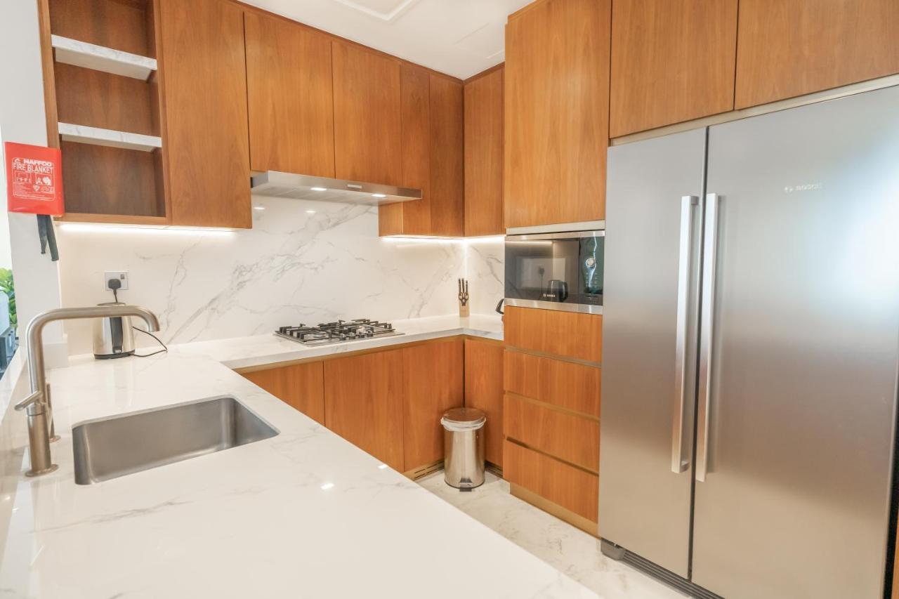 Fam Living - Rp Heights - 3 Mins Walk To Burj Khalifa & Mall Downtown Apartment Dubai