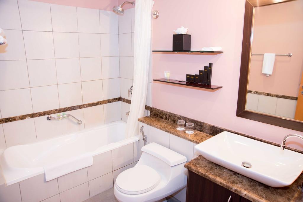 Dusit Pearl Coast Premier