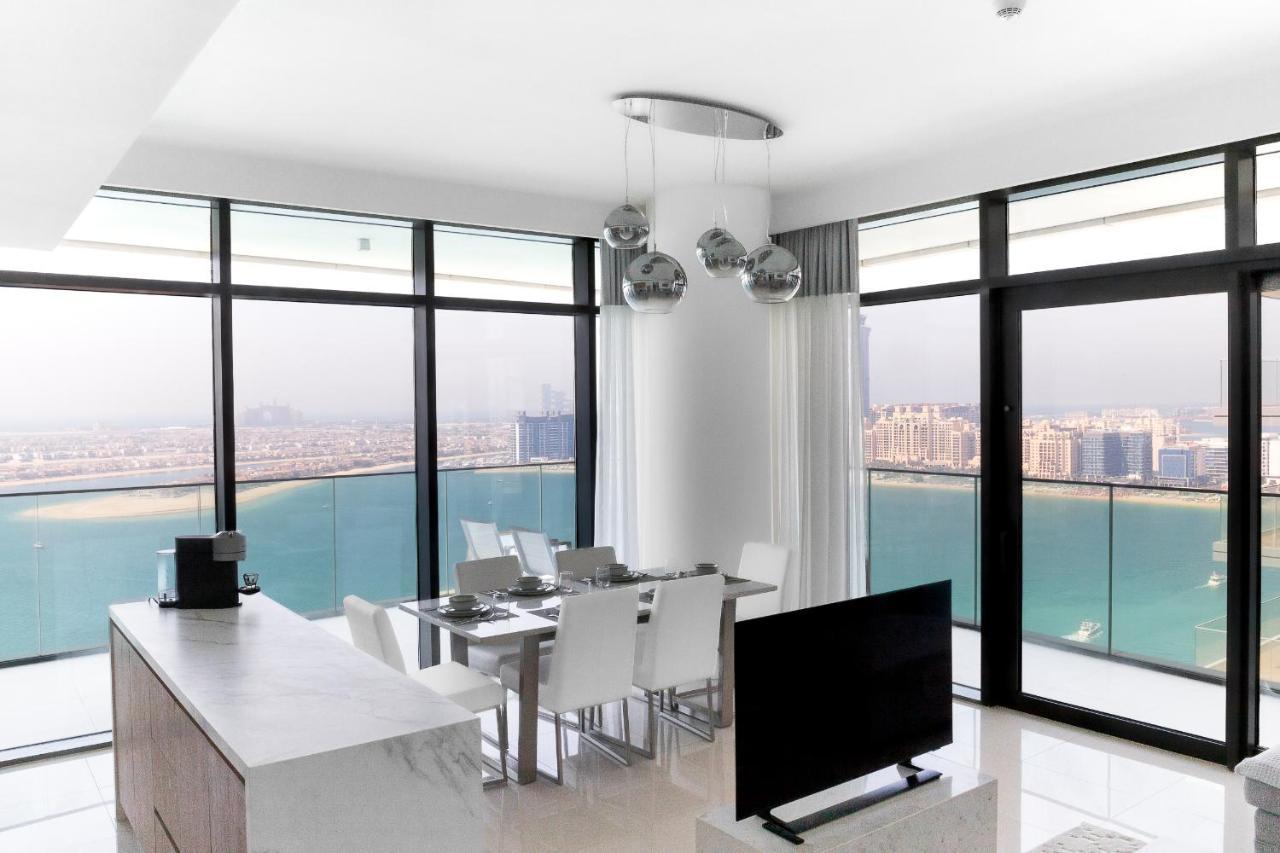 Apartment Sea View With Private Access! 3br & Maid Rm *