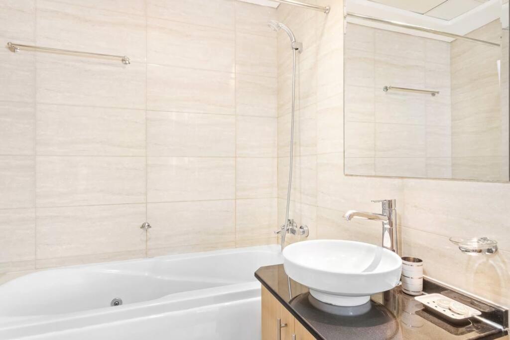 Stonetree - Ocean Heights 1 Bedroom - High Floor Apartment *