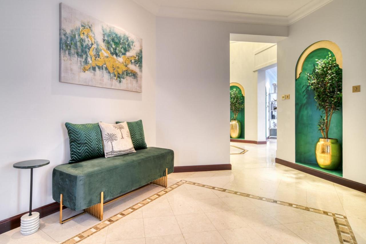 Frond E Villa, Palm Jumeirah - Mint Dubai