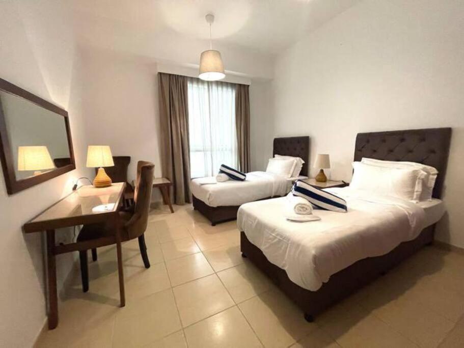 Jbr Sea View 2 Bedroom * Dubai