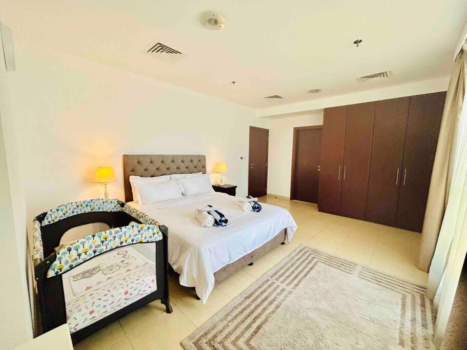 Jbr Sea View 2 Bedroom Dubai
