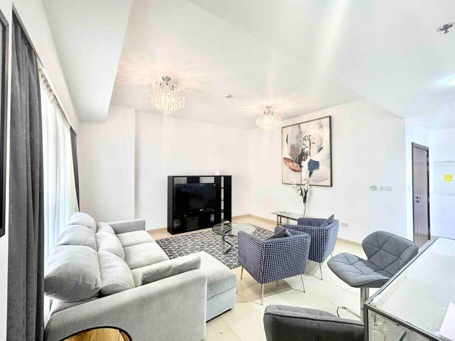 Jbr Sea View 2 Bedroom * Dubai