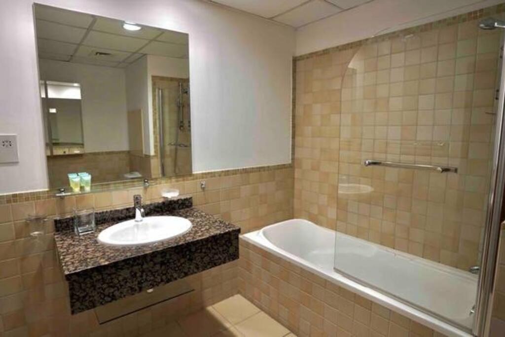 Apartment Jbr Sea View 2 Bedroom *