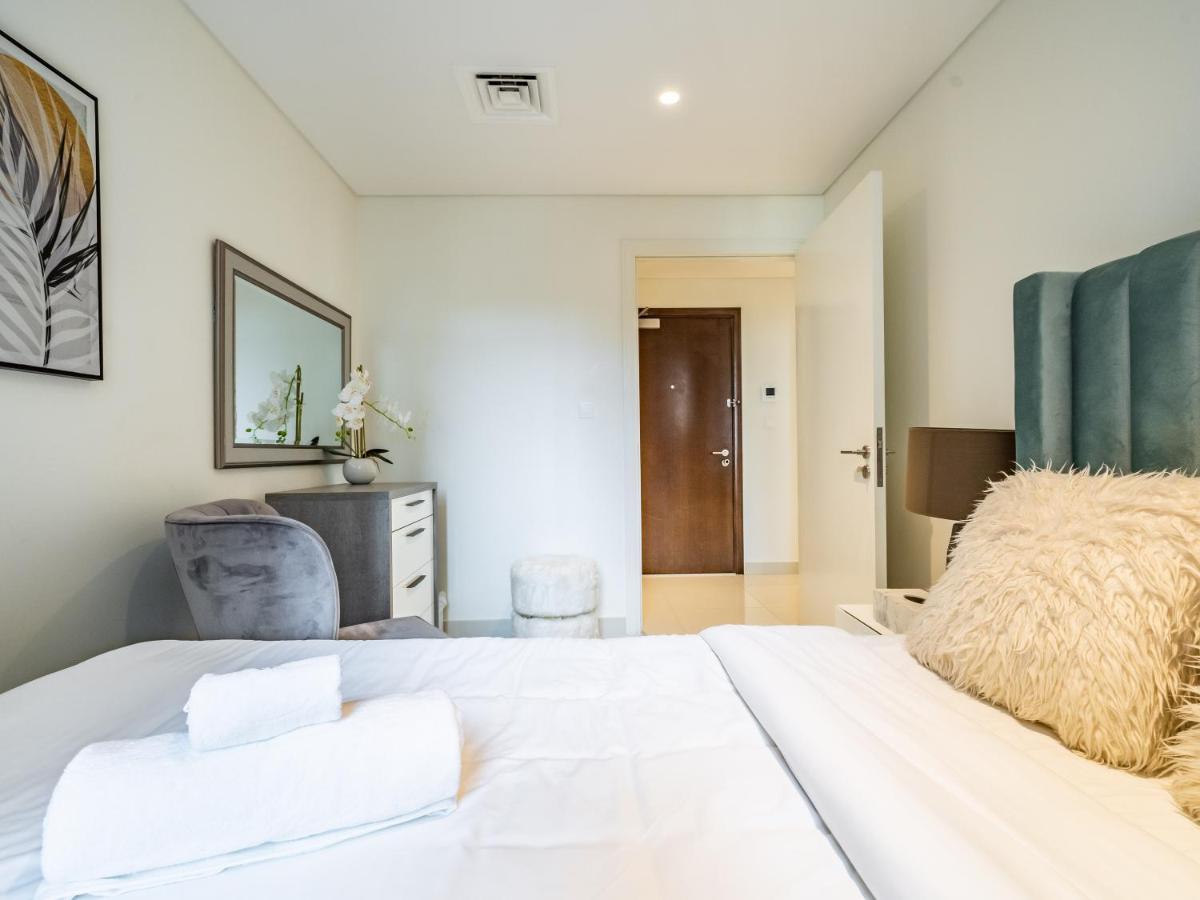 Apartment Charming 2br In Boulevard Crescent - Downtown Dubai