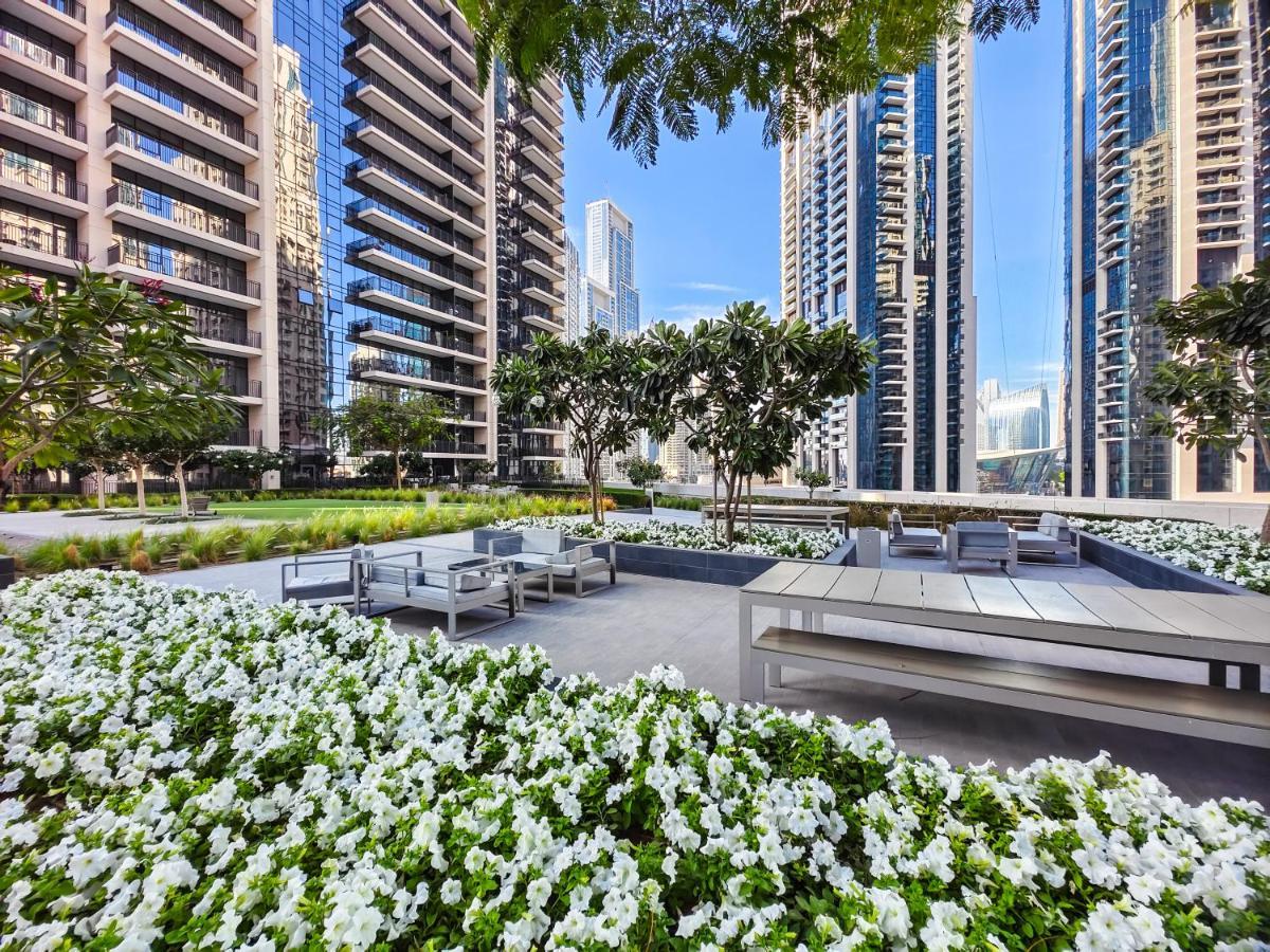 Charming 2br In Boulevard Crescent - Downtown