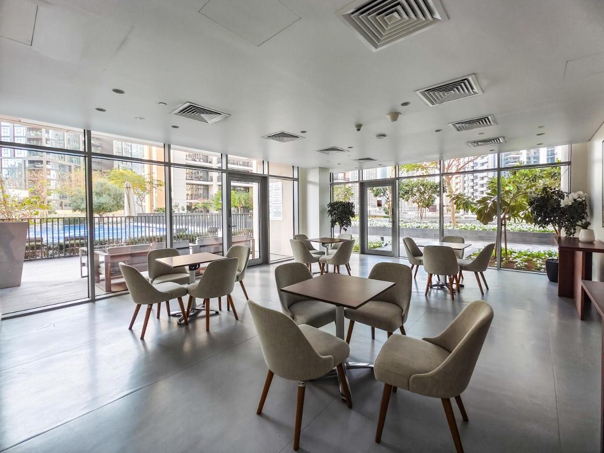 Charming 2br In Boulevard Crescent - Downtown Dubai