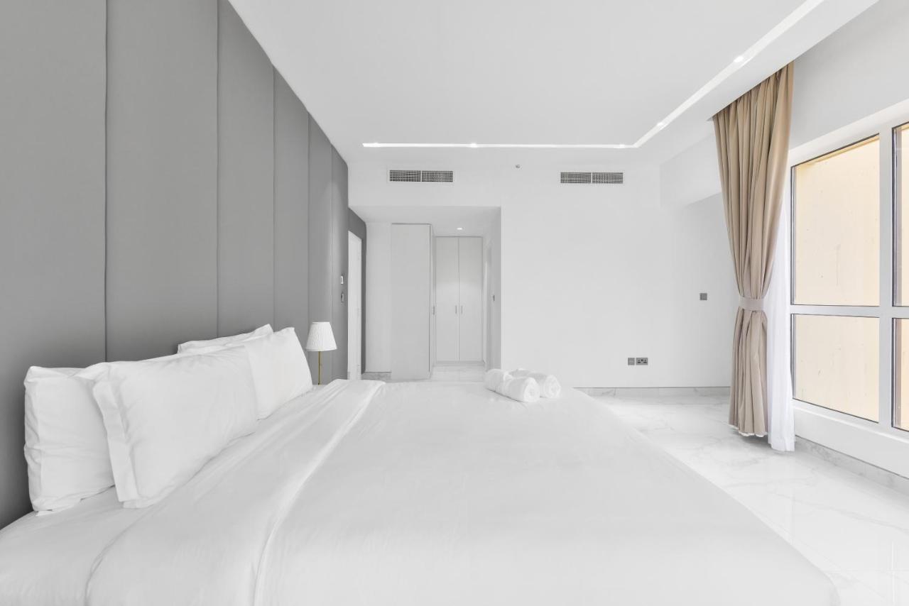 Beachside Bliss - Luxurious 2 Bedroom Jbr *