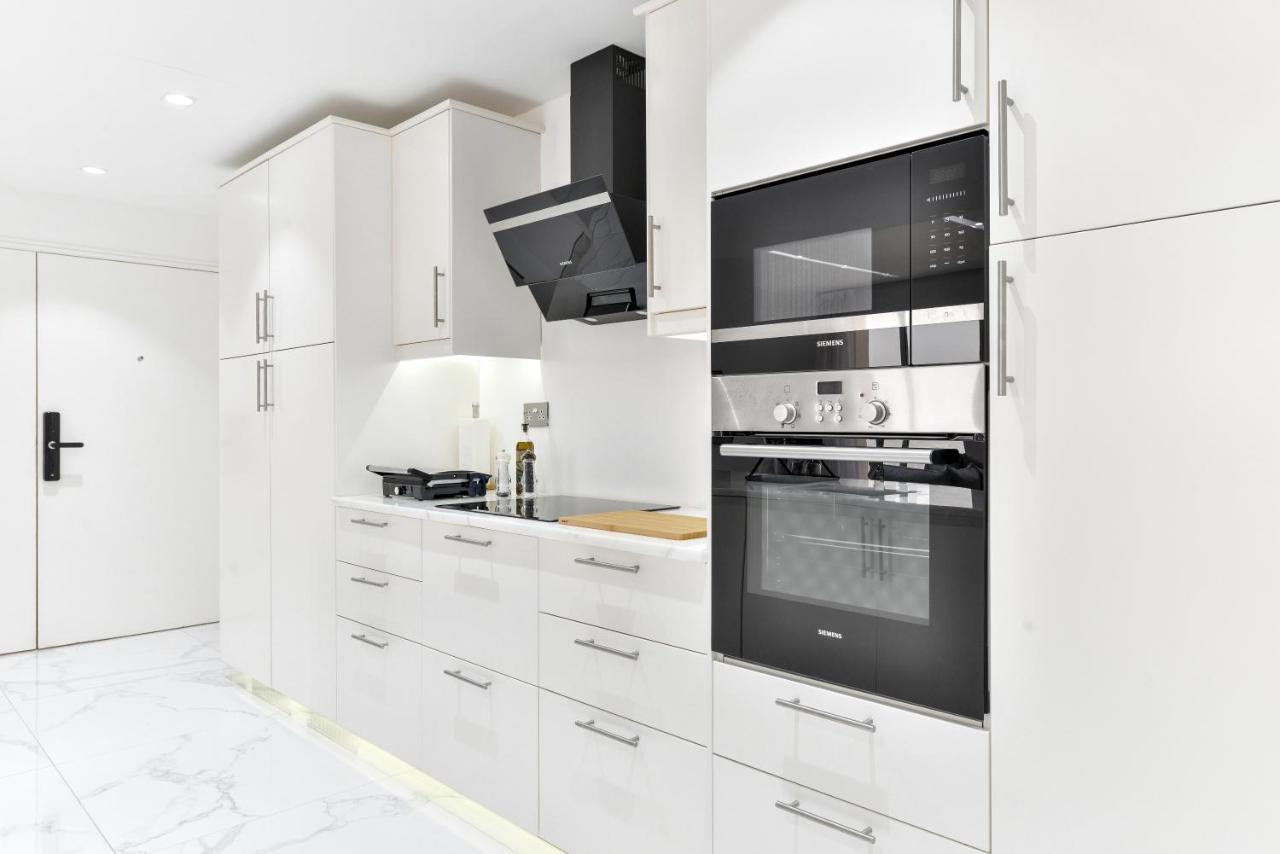 Beachside Bliss - Luxurious 2 Bedroom Jbr *