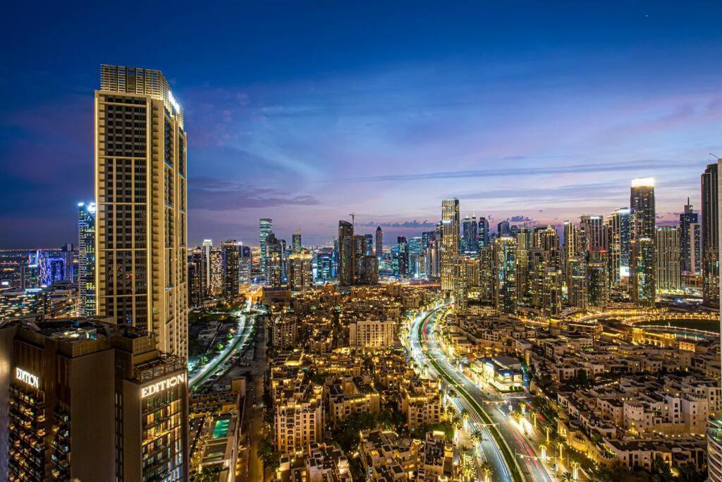 Magnificent Brand New Lux 3br Burj & Fountain View *