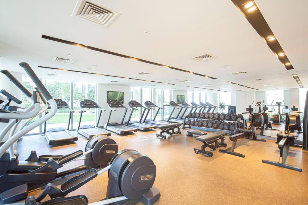 Magnificent Brand New Lux 3br Burj & Fountain View *