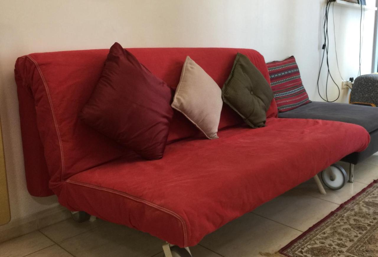 Octavius Home, Large 2 Bedroom Near Global Village & Outlet Mall *