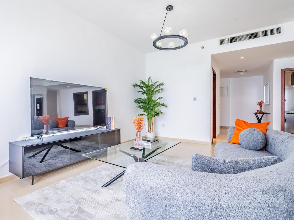 Apartment Spacious 2br - Eye & Sea View - Jbr *