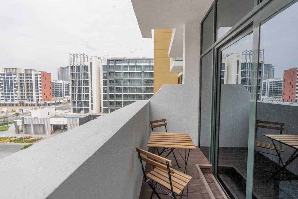 Chic @ Azizi Riviera 10 - Apartment