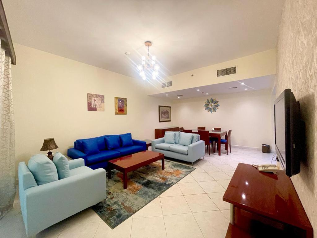 Apartamento Lovely 2br Al Deyafa *