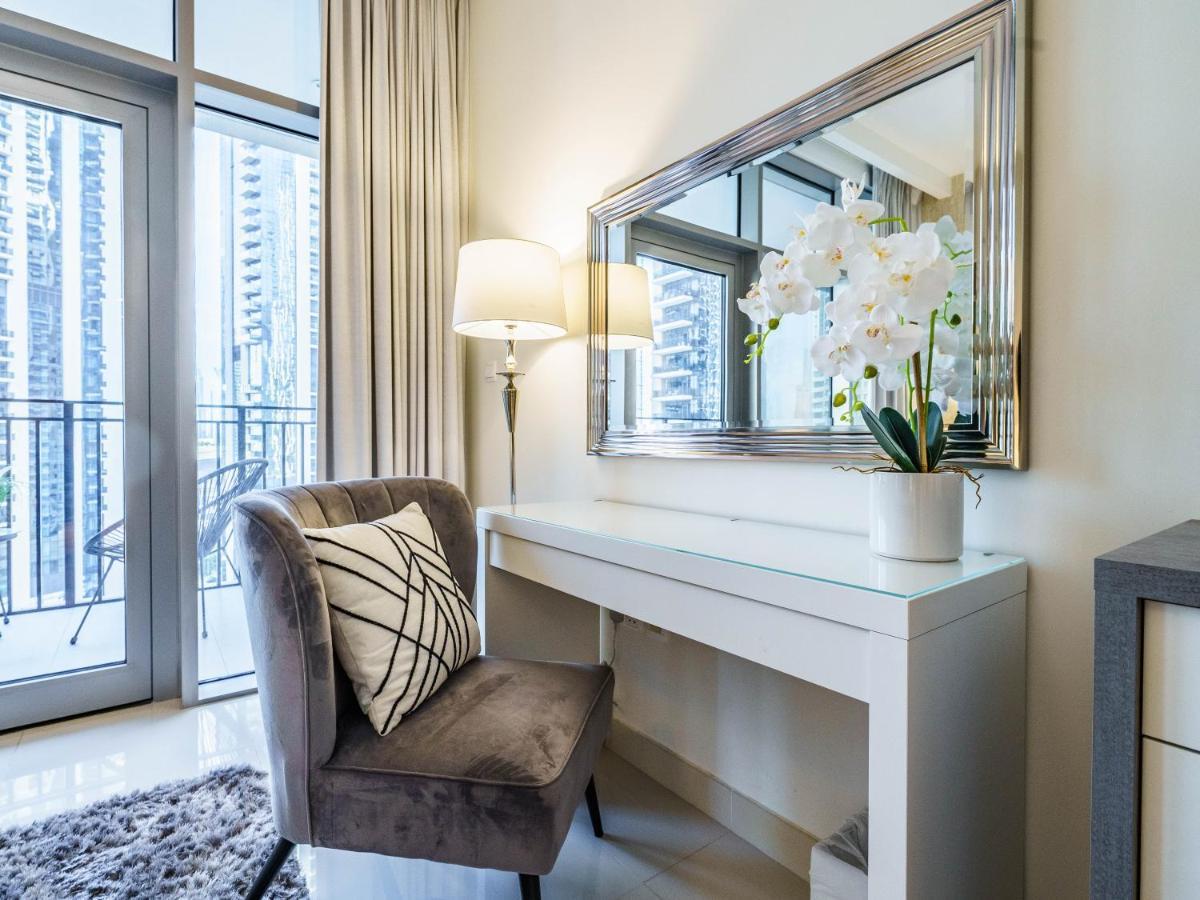 Daire Classy 2br In Boulevard Crescent - Downtown *
