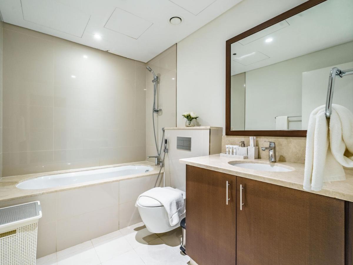 Classy 2br In Boulevard Crescent - Downtown Daire
