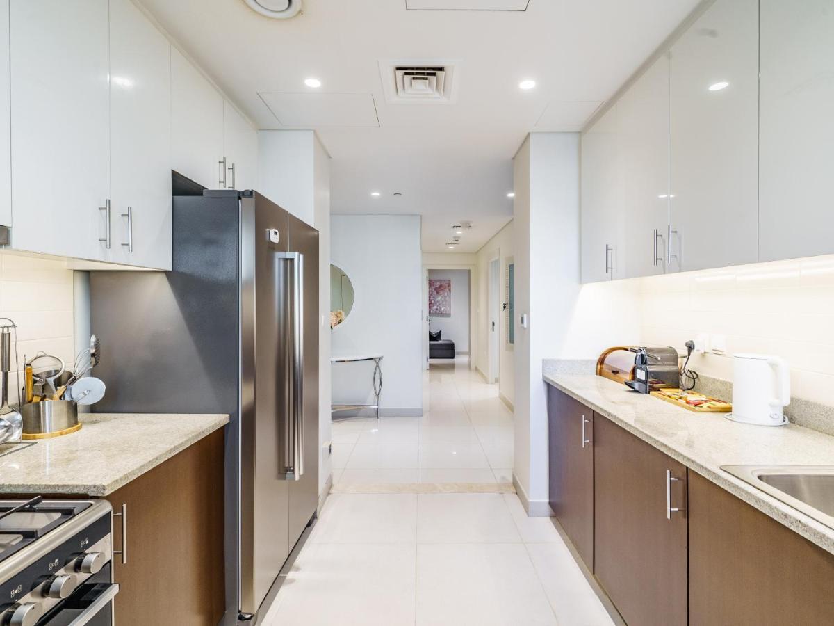 Classy 2br In Boulevard Crescent - Downtown Daire Dubai