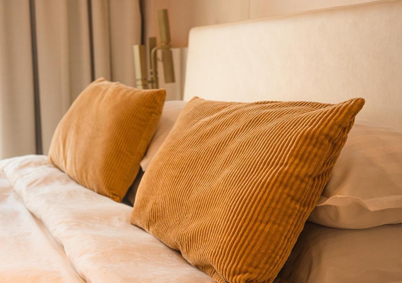 Apartment Luxury 2 Bedroom In The World Famous
