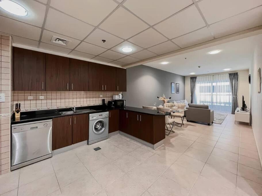 Stonetree - Elite 1 Bedroom - Near Tram * Dubai