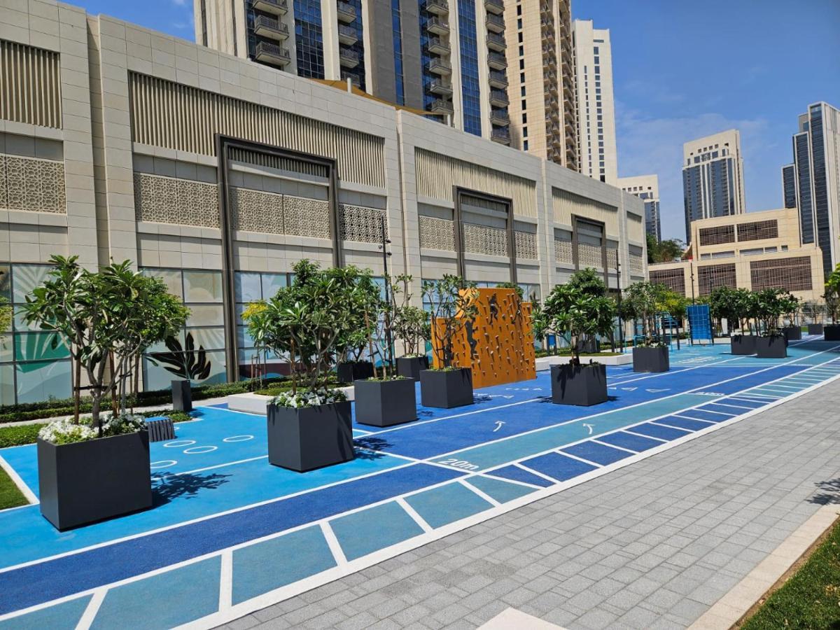 Vacay Lettings - Getaway Creek Harbour Apartment Dubai