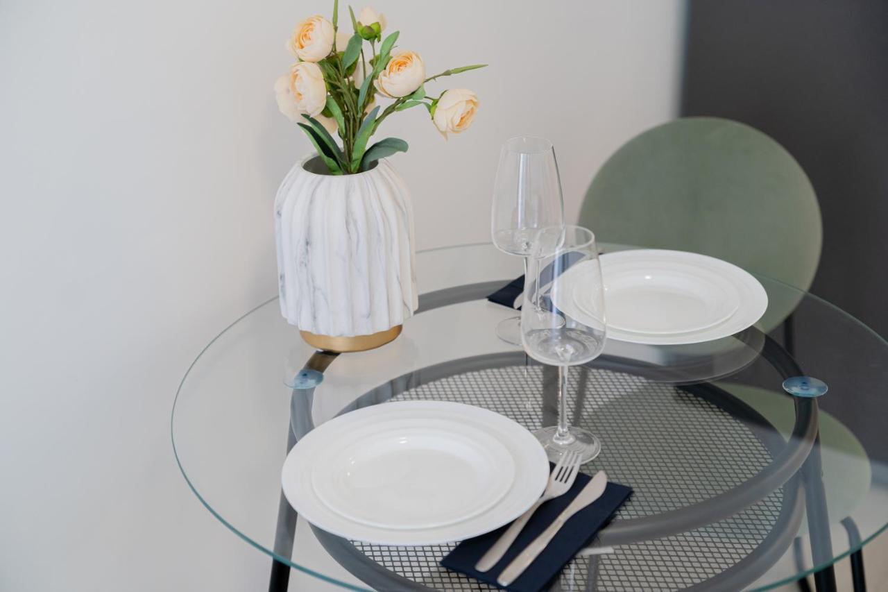 Ateliero Homes - Beautiful And Cozy Studio In Jvc Apartment *