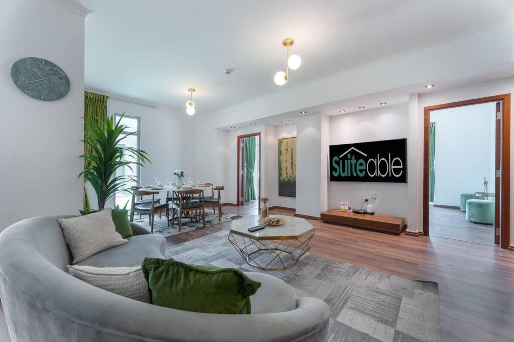 Majestic Duplex With Burj Khalifa View In Downtown Apartment