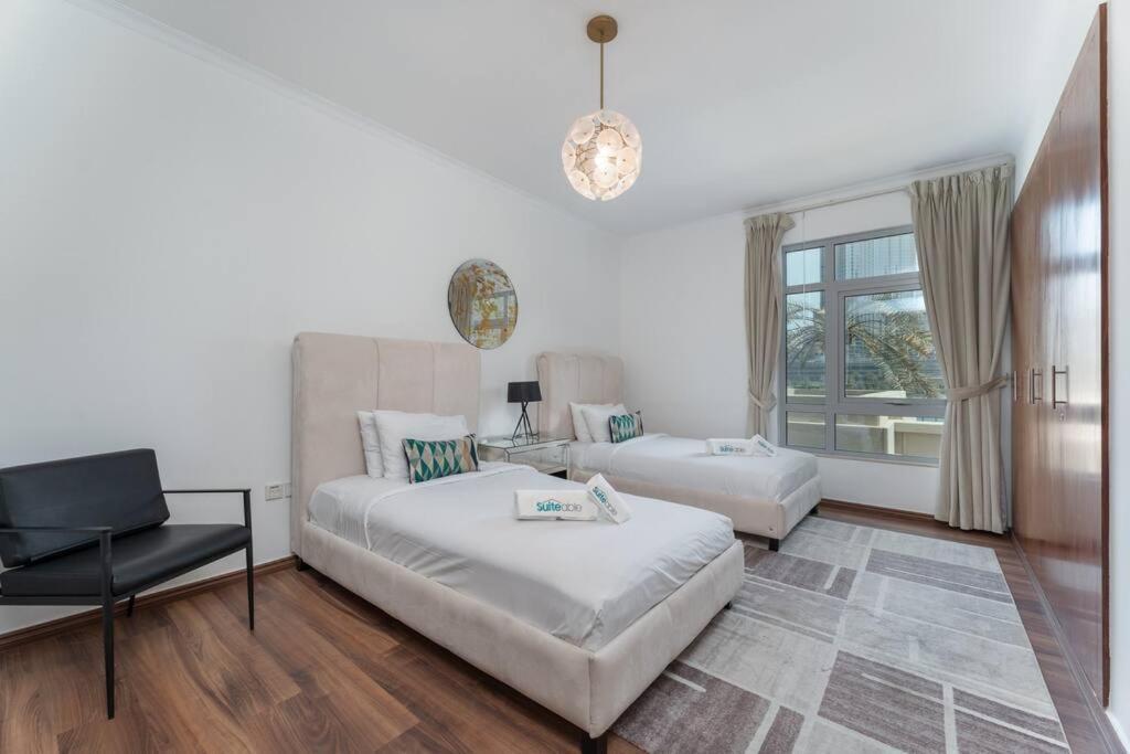 Majestic Duplex With Burj Khalifa View In Downtown *
