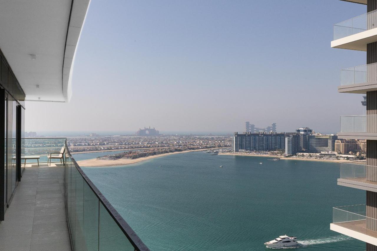 Sea View With Private Access! 3br & Maid Rm