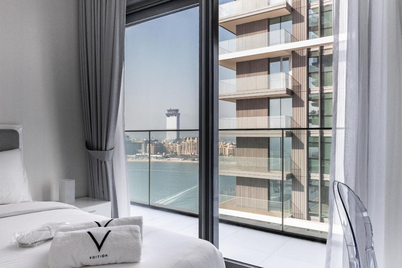 Sea View With Private Access! 3br & Maid Rm *