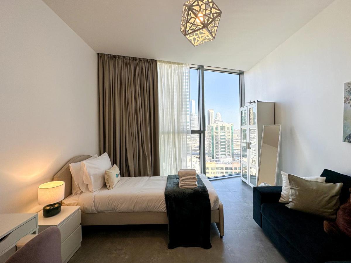 Apartment Higuests - Stylish With Balcony And Partial Marina View