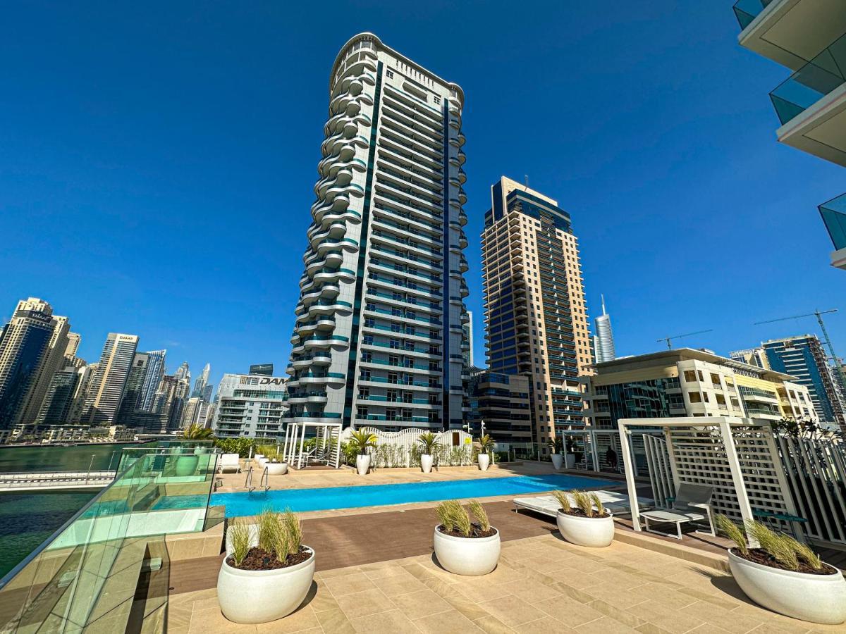 Higuests - Stylish With Balcony And Partial Marina View Dubai