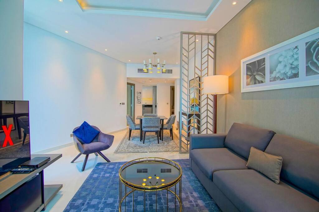 Apartment Luxury With A Canal View Dubai