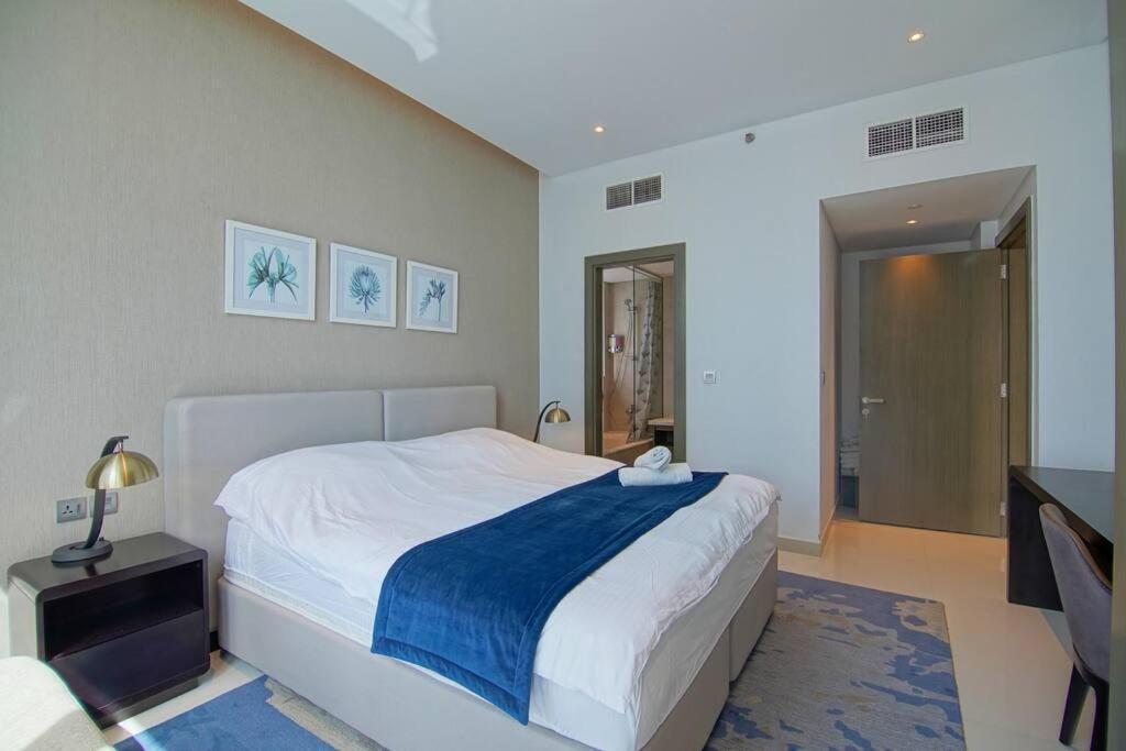 Luxury With A Canal View *