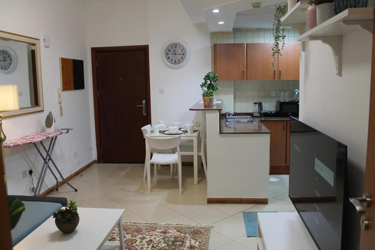 Newly Furnished Cozy 1 Bedroom Close To Jbr And Metro Apartment *