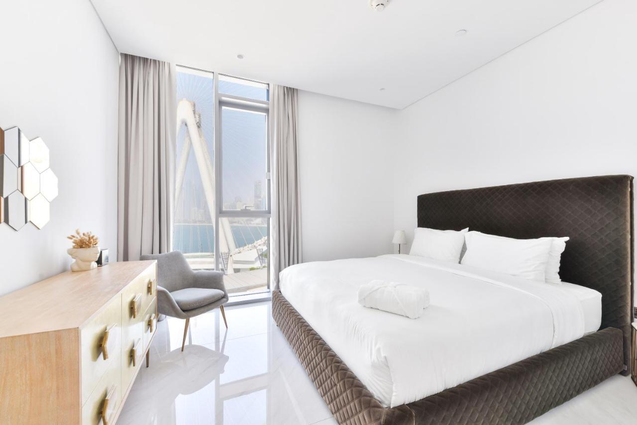 Spectacular 3 Bedroom With Maids Facing The Eye * Dubai