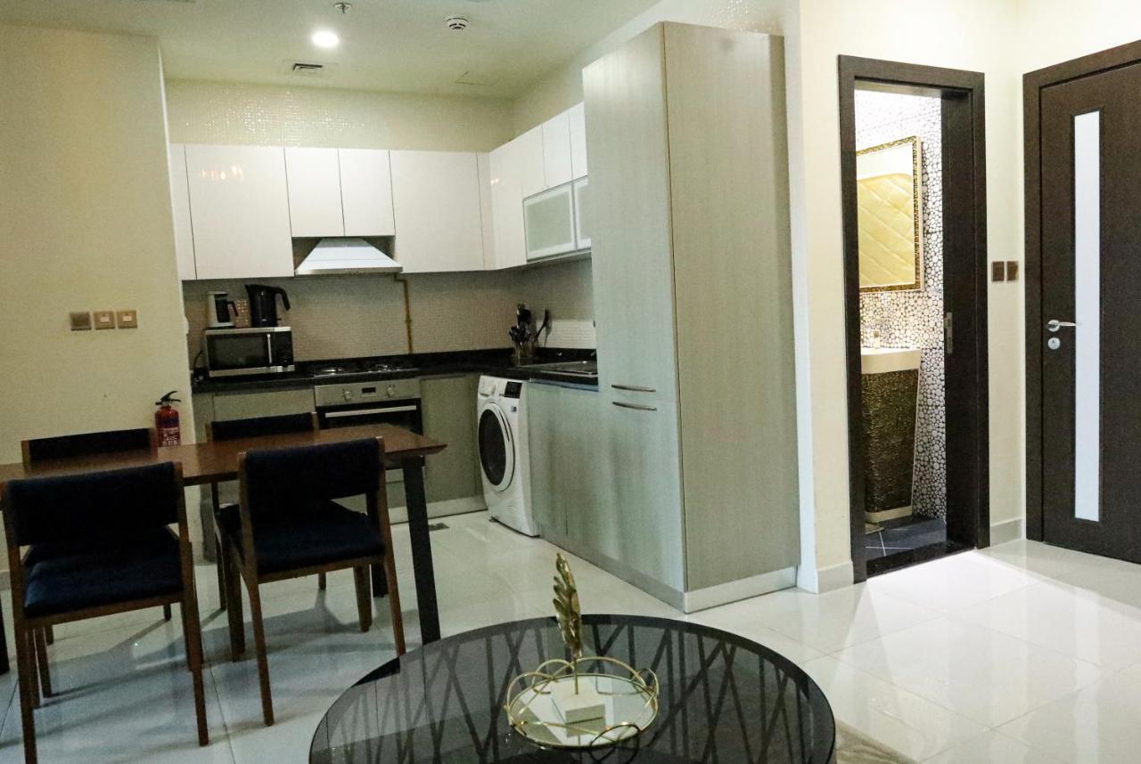 Apartment Luxury 1 Bedroom In Miraclz Tower By Danube Properties