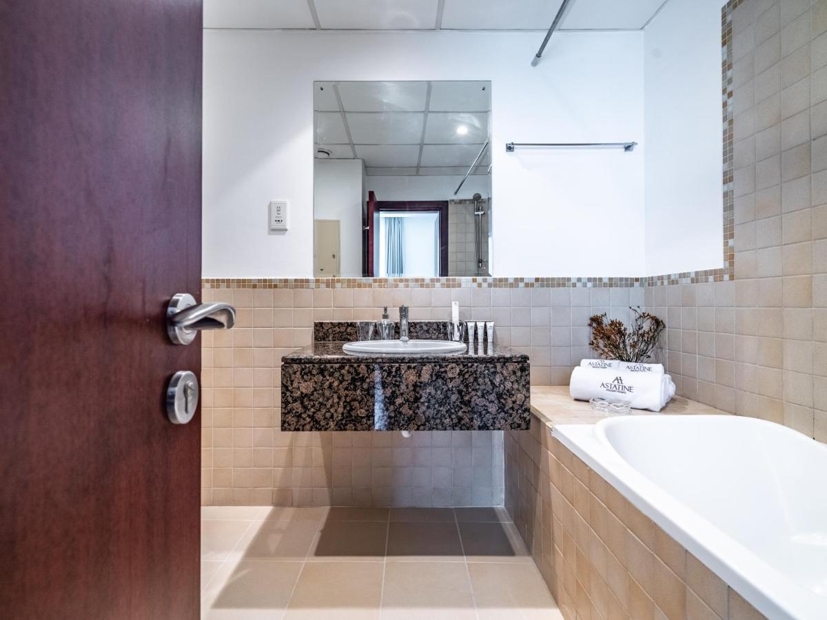 Spacious 2br - Eye & Sea View - Jbr Dubai