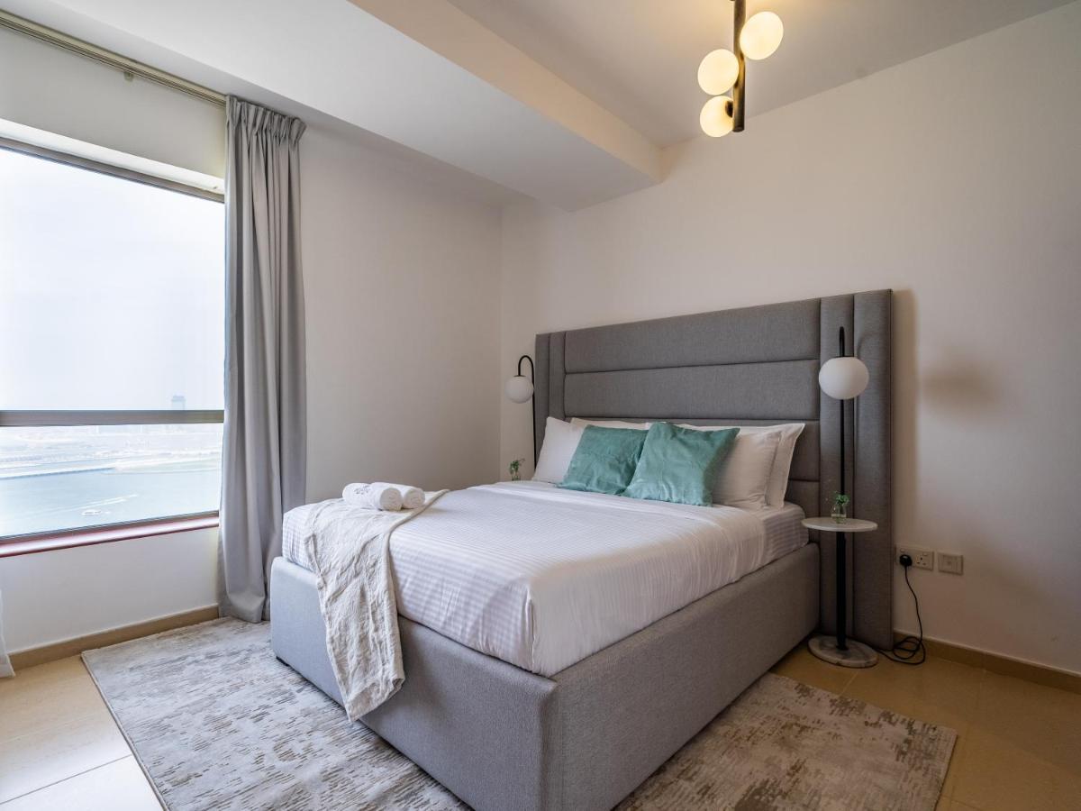 Spacious 2br - Eye & Sea View - Jbr * Dubai