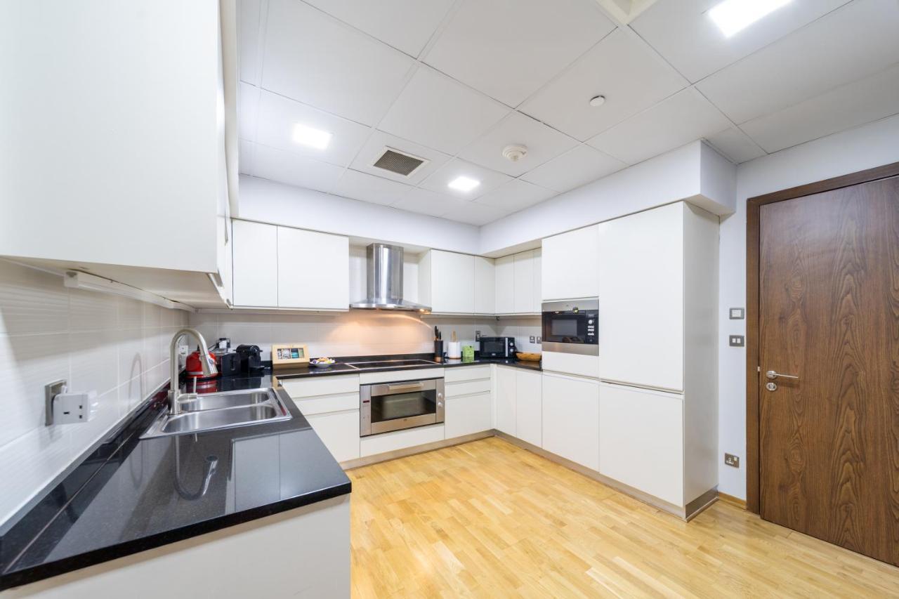 2 Bedroom App With Private And Infinity Pool Apartment