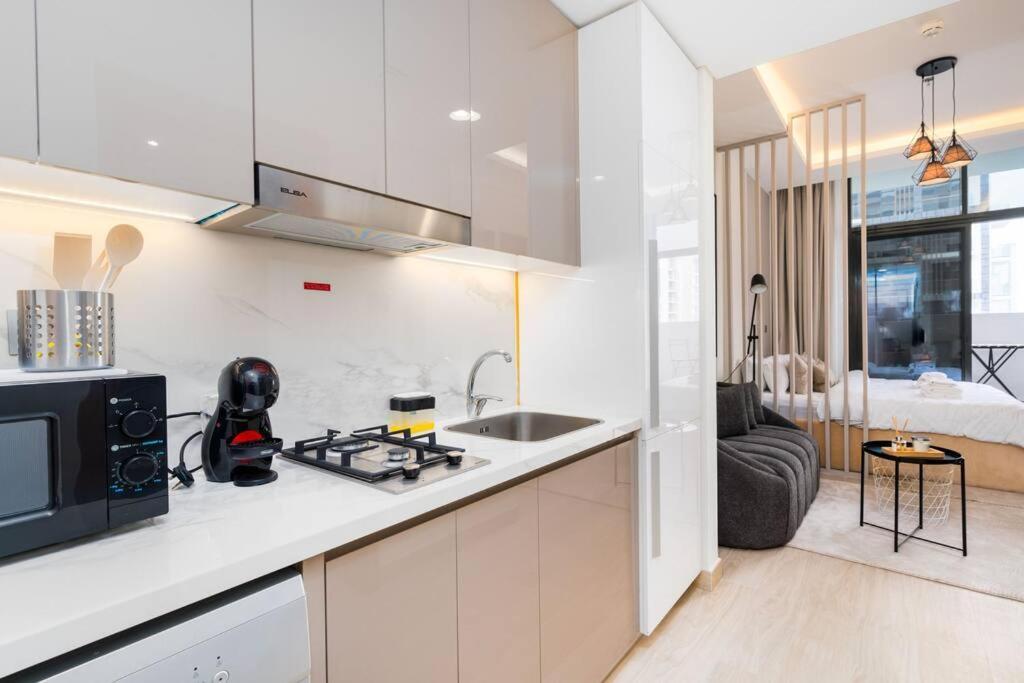 Chic @ Azizi Riviera 10 -
